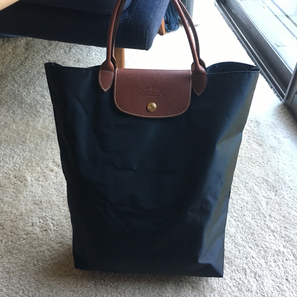 Longchamp Le Pliages medium snap-top tote